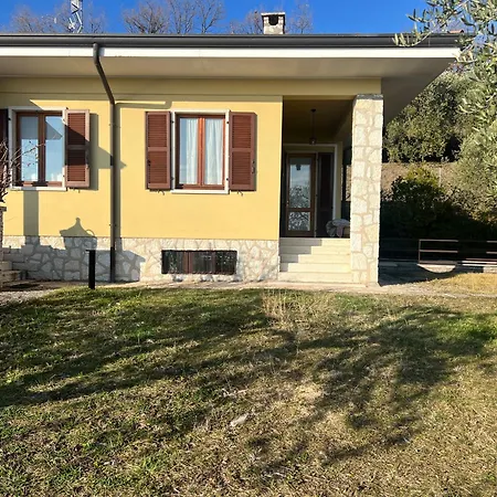 Casa Indipendente Cà Bottura Agli Ulivi * Garda (Verona)