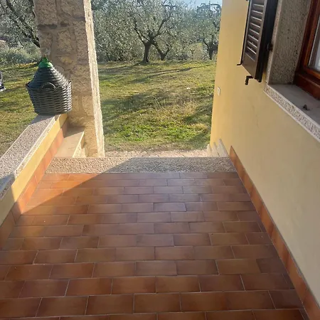 Casa Indipendente Cà Bottura Agli Ulivi * Garda (Verona)